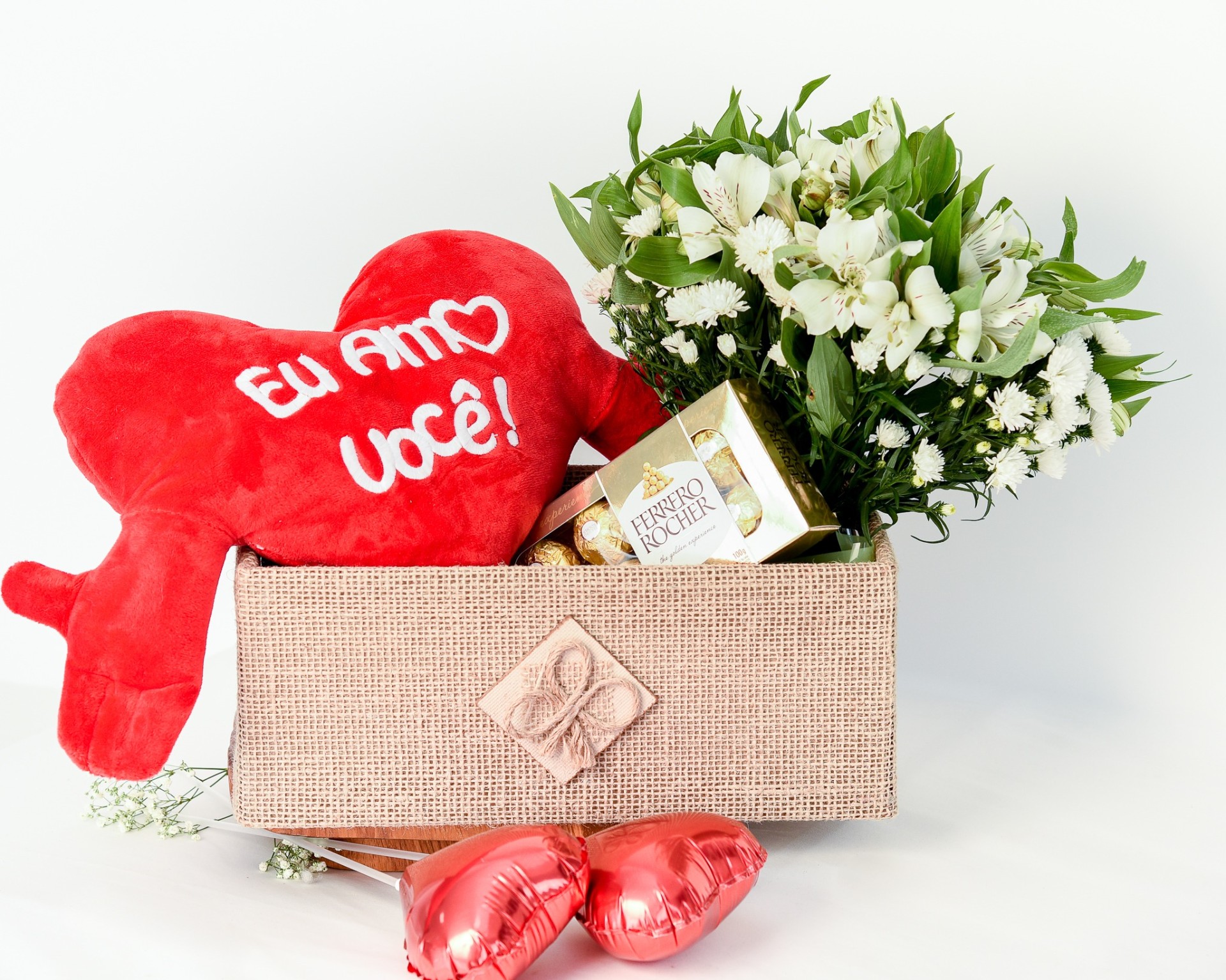 Cesta Amor Delicado — presente Dia dos Namorados, cesta romântica, flores para presente